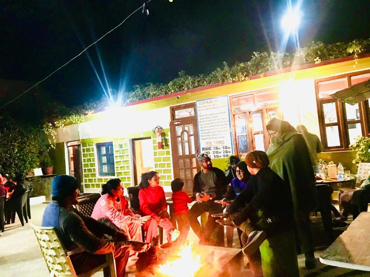 Maa Anand Mayee Guest House Panuānaula Esterno foto